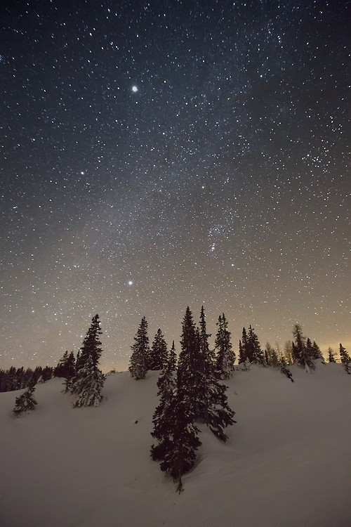 wonderous-world:  Last night on Dobratsch by Reinhold S.
