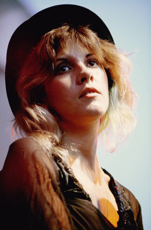 stevie-nicks-daily: Fleetwood Mac US Tour, Peoria, IL - June 25, 1976.  The first picture was origin