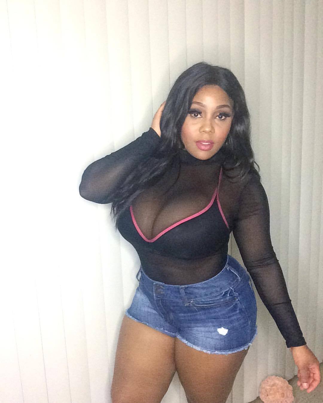 heymsyummy:  Just a lil Yummy . .. he he 🙃