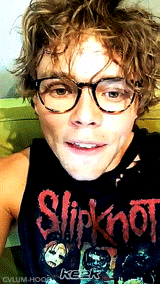 calumthms:  x 