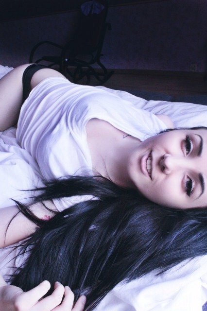 cvriouser:  My body holds an entire universe within it and I think that’s pretty rad.