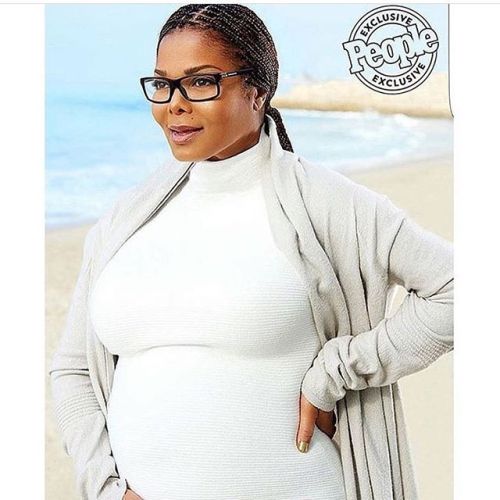 @janetjackson flaunts her baby bump for @people exclusive November 2016 issue. She looks absolutely 