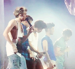 ashotofjac:  &ldquo;I love the pain.&rdquo; In honor of Harry girls for his