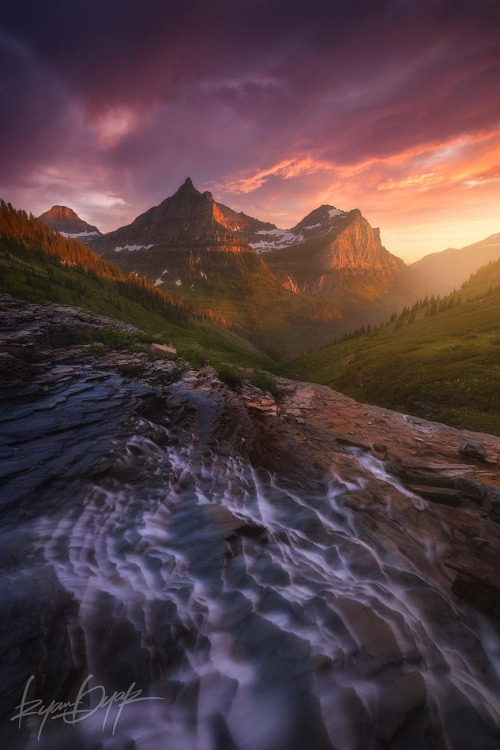 travelgurus:                 Into The Valley by Ryan Dyar at Glacier National Park            Travel Gurus - Follow for more Nature Photographies!   