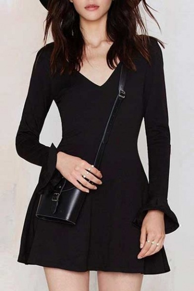 worldfashioncollection:  BLACK PLAIN DRESSES, WHICH ONE DO YOU LIKE BEST? OO1 //