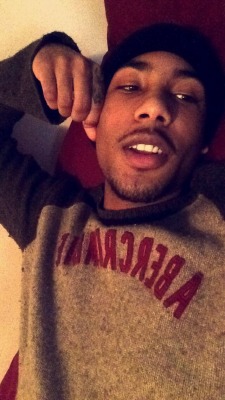 dylvnthevillain:  If you’d like to snap