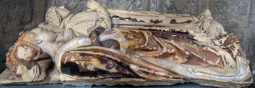 Tomb effigies pf Joan Neville (d. 1462) and her husband William FitzAlan, 16th Earl of Arundel (d. 1