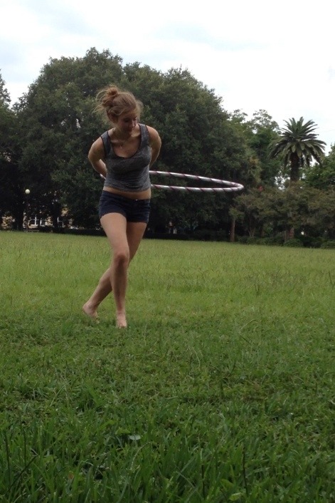 just-l-o-v-e-l-y-darling:  Hoopin in the park today~