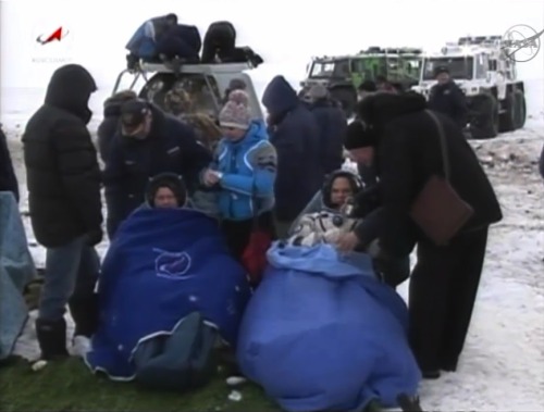 fyeahcosmonauts:I got some screen shots of the replay of the Soyuz TMA-06M landing. They landed arou