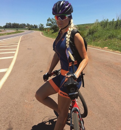 cyclingbaby:Mari Cristina
