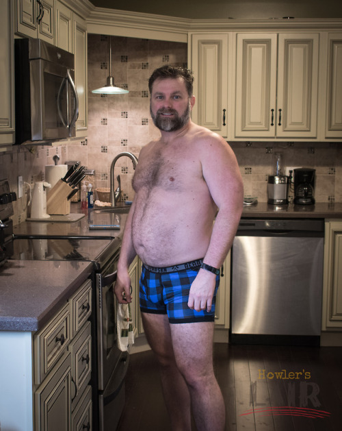 howlerslair:Tummy Tuesday cooking me some breakfast in my @bearskn underwear @howlerslair is my new 