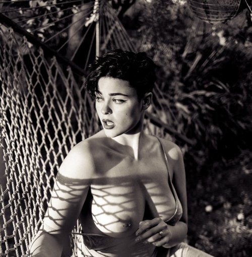 girlswearheadbands:  Stefania Ferrario