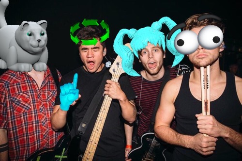 staff: feltsobright: Fixed it @5sos Yes, good. Good use of Tumblr stickers. Thank you. 