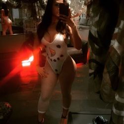 stripper-locker-room:  https://www.instagram.com/bella_the_b0dy/