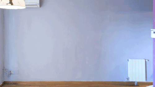 logoside:  El duro trabajo (yo, por lo menos, lo veía más sencillo) de decorar una pared a lo Super Mario. El autor es Rubém Vaquero y aquí tenéis más imágenes del proceso de creación. 