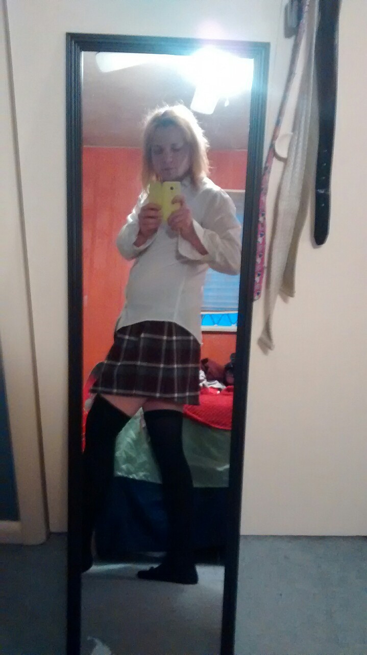 thetrapangel:  New outfit! School girl ~ 