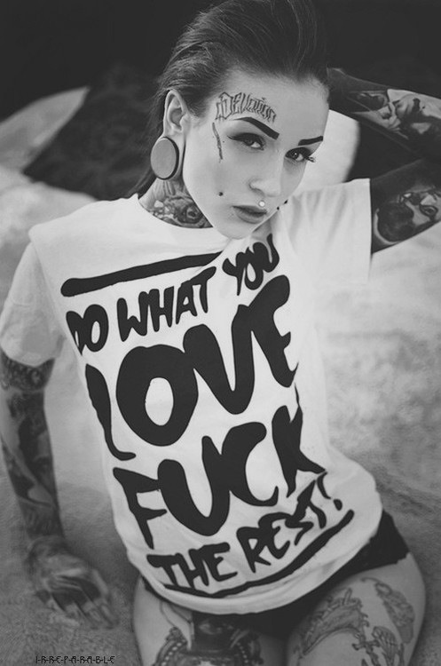  Monami Frost 