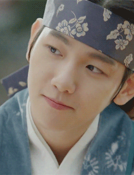baekhyuntella:  wang eun in blue