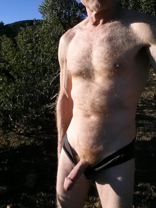 jaybee1959:  #jaybee1959 just hanging out in the woods…