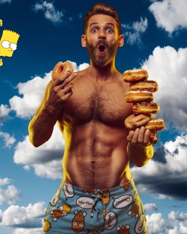 frawgz-world:Like what you see? REBLOG and Follow me @frawgz-world 