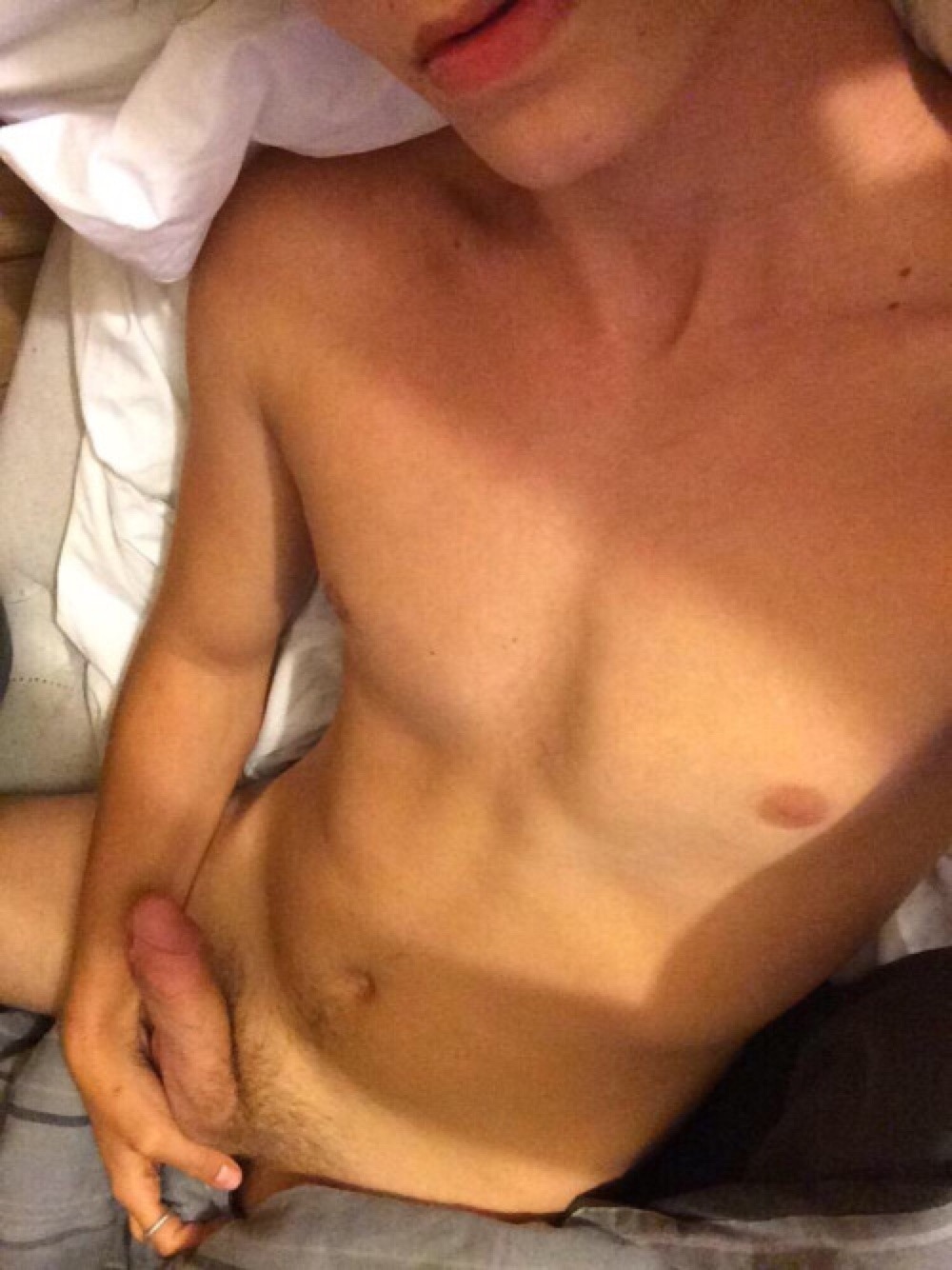 vogvechild:  straightexposednudes:  I know his Twitter  What is it? I used to follow