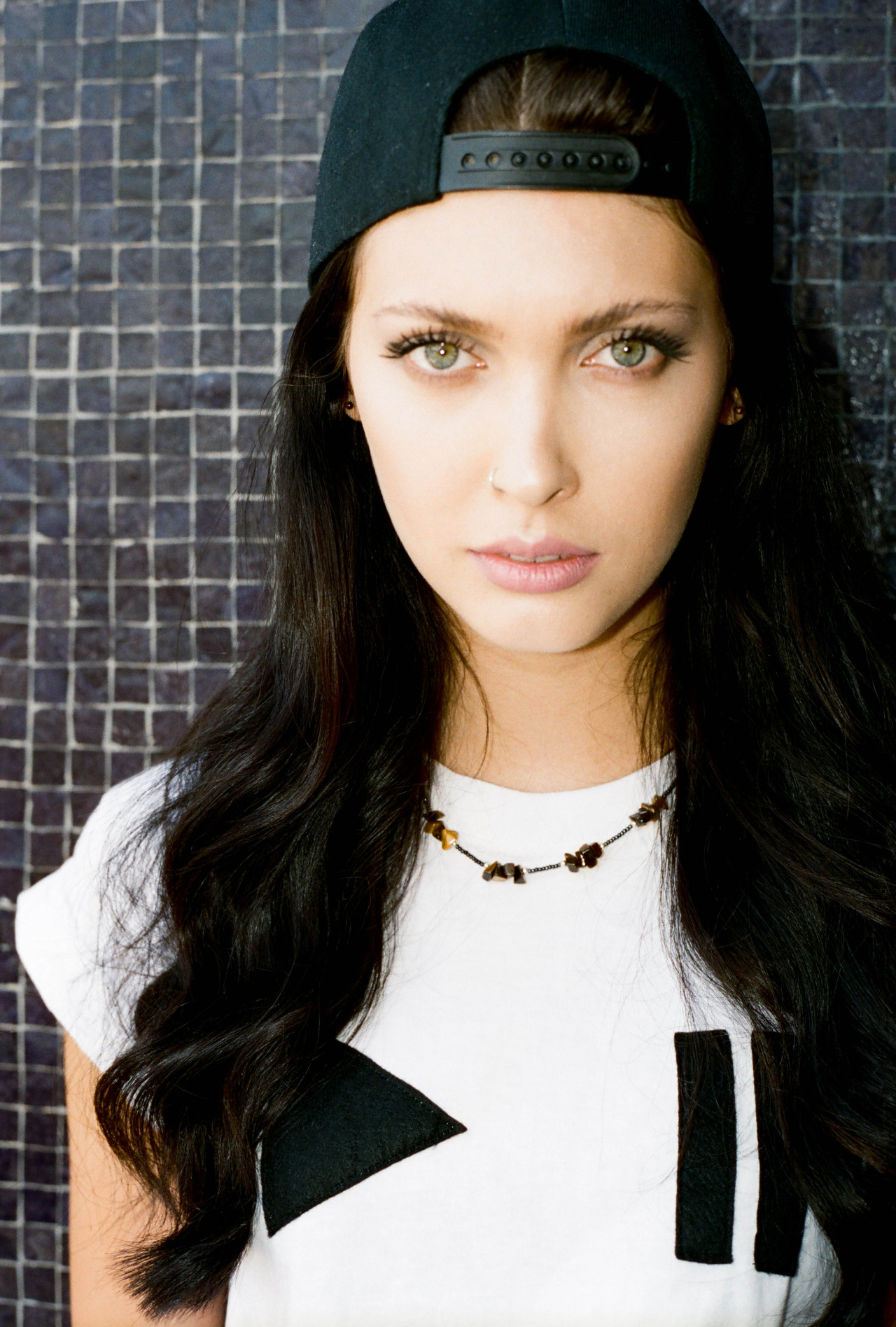 walnutwax:  AMANDA HENDRICK BY WALNUTWAX http://therealamandahendrick.tumblr.com