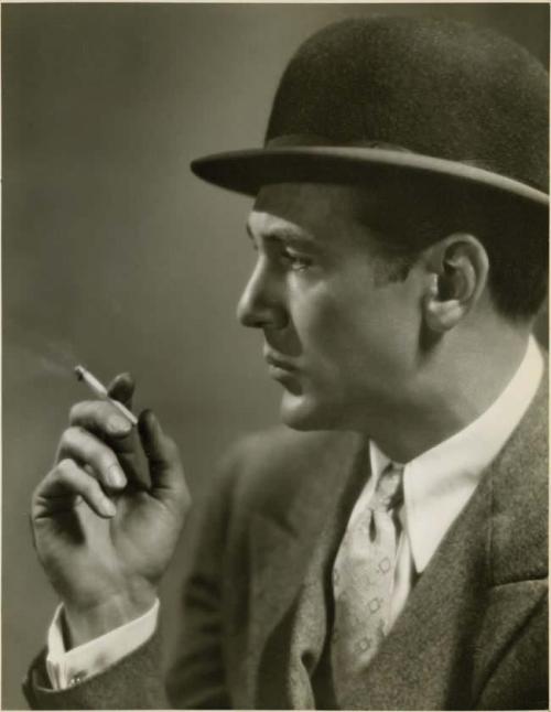 smokingissexy:Gary Cooper