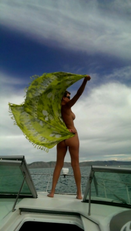 tushys:  Me ;)  Again Beautiful.