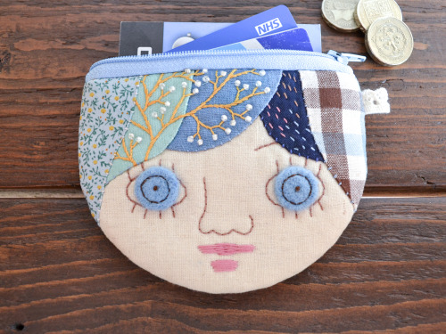 I made this coin purse today and I love it! It will be a perfect personalized gift with your favorit