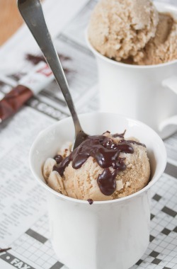 fullcravings:  Dairy Free Coffee Ice Cream