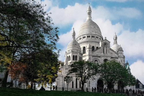 Sacré-Cœur Basilica (The Basilica of the Sacred Heart of Paris)Paris | Europe