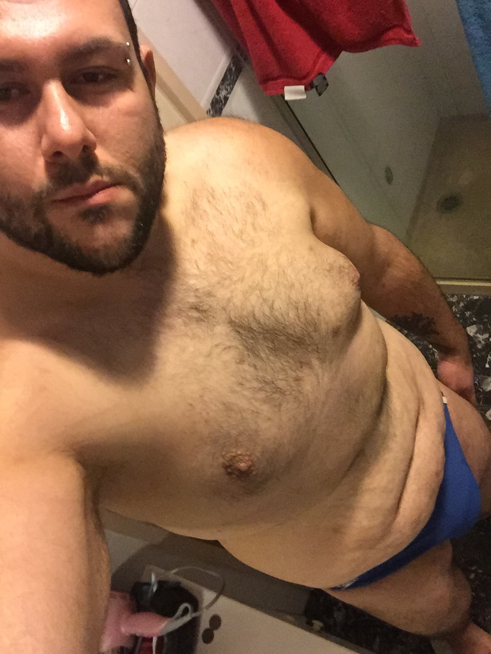 speedochubby:  Thanks for your first submit !! :-)   «I normally never do this but