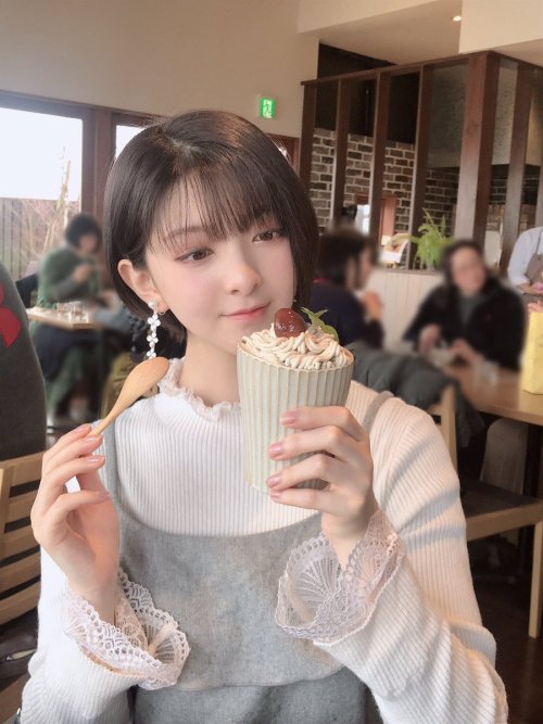 菅原りこさんのツイート: 『TONERIKOさん』ではまだまだ食べましたっ✨ お店の名前に『RIKO』が入っているから嬉しくなっちゃって☺️ マロンや白玉のスイーツや越後姫のフルーツソーダも&hell