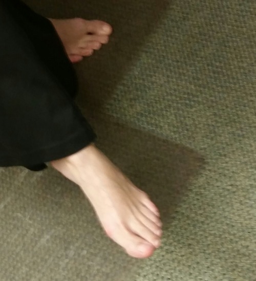 sexycandidfeet:  My sexy co-worker