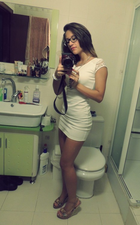 girls-selfies:  Girls & Selfie — FOLLOW ME INSTAGRAM