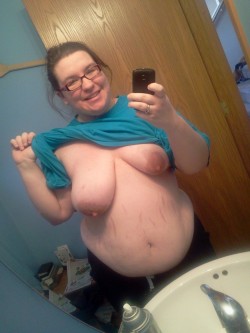 fat-doable:  Real name: Kristin Looking for: Pics exchange Pictures: 77 Naked pics: Yes Link to profile: HERE