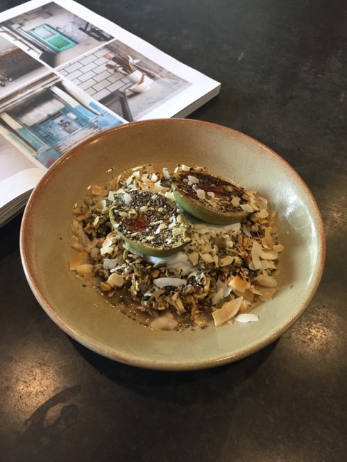 ceremony, auckland // nut + seed bircher with coconut yoghurt and grilled feijoas (from my own garde