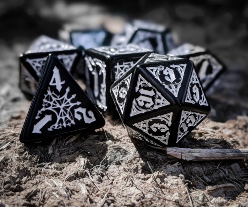 Vampires rejoice. Bloodsucker dice are back!