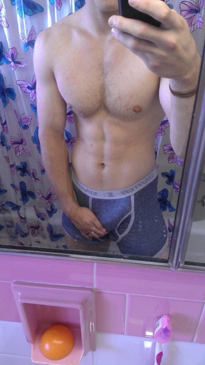peterluvr:  Peterluvr.tumblr.com is a great adult photos