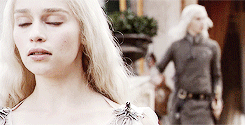 :  I don’t want to be his queen. I want to go h o m e. 