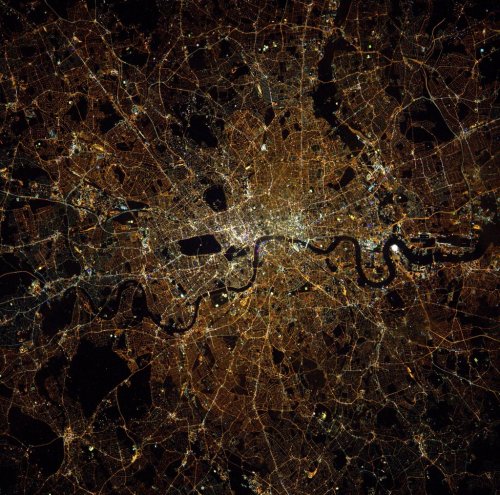 earth-as-art:#Goodnight from @Space_Station to my friends in @London! #CitiesFromSpace #ThisisLondon