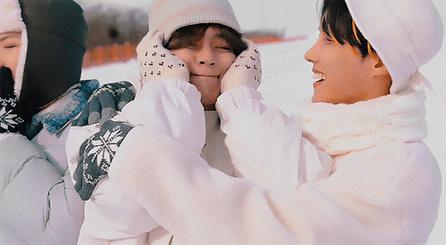BTS IS 7And These 7 Share Such A Strong & Beautiful Bond