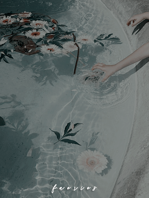 odysseuhs:    Faeries, come take me out of this dull world,For I would ride with you upon the wind,R
