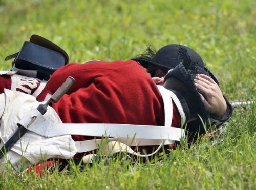 bantarleton:British regulars, including grenadiers and Guards, in action alongside loyalists and Nat