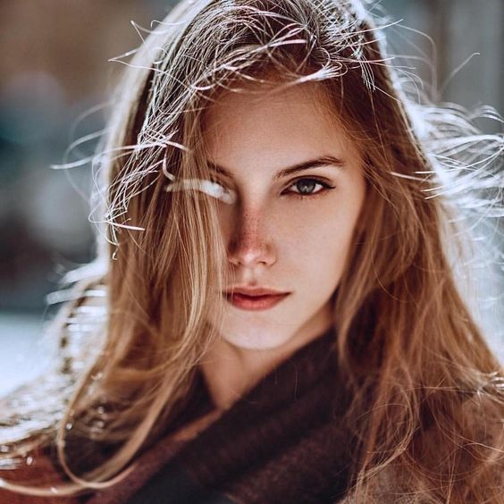 Elizabeth (22 Photo)