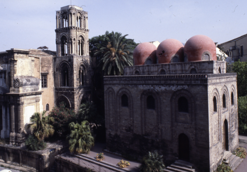 Church of San Cataldo, Palermo (est. 1154).&gt; Photo: Paolo Monti (1978).