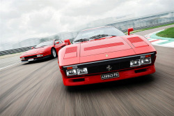 gasinblood:  1987 Ferrari 288 GTO &amp; Ferrari Testarossa by Auto Clasico on Flickr.