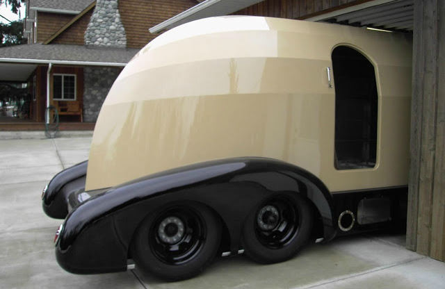 specialcar:awesome COE streamliner rv built on a camper dual axle frame
