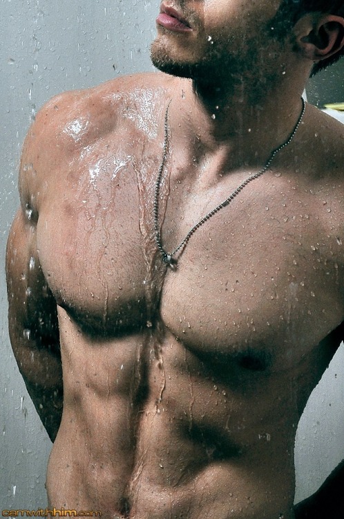 they-all-do-it-like-that:  Follow me:http://they-all-do-it-like-that.tumblr.com