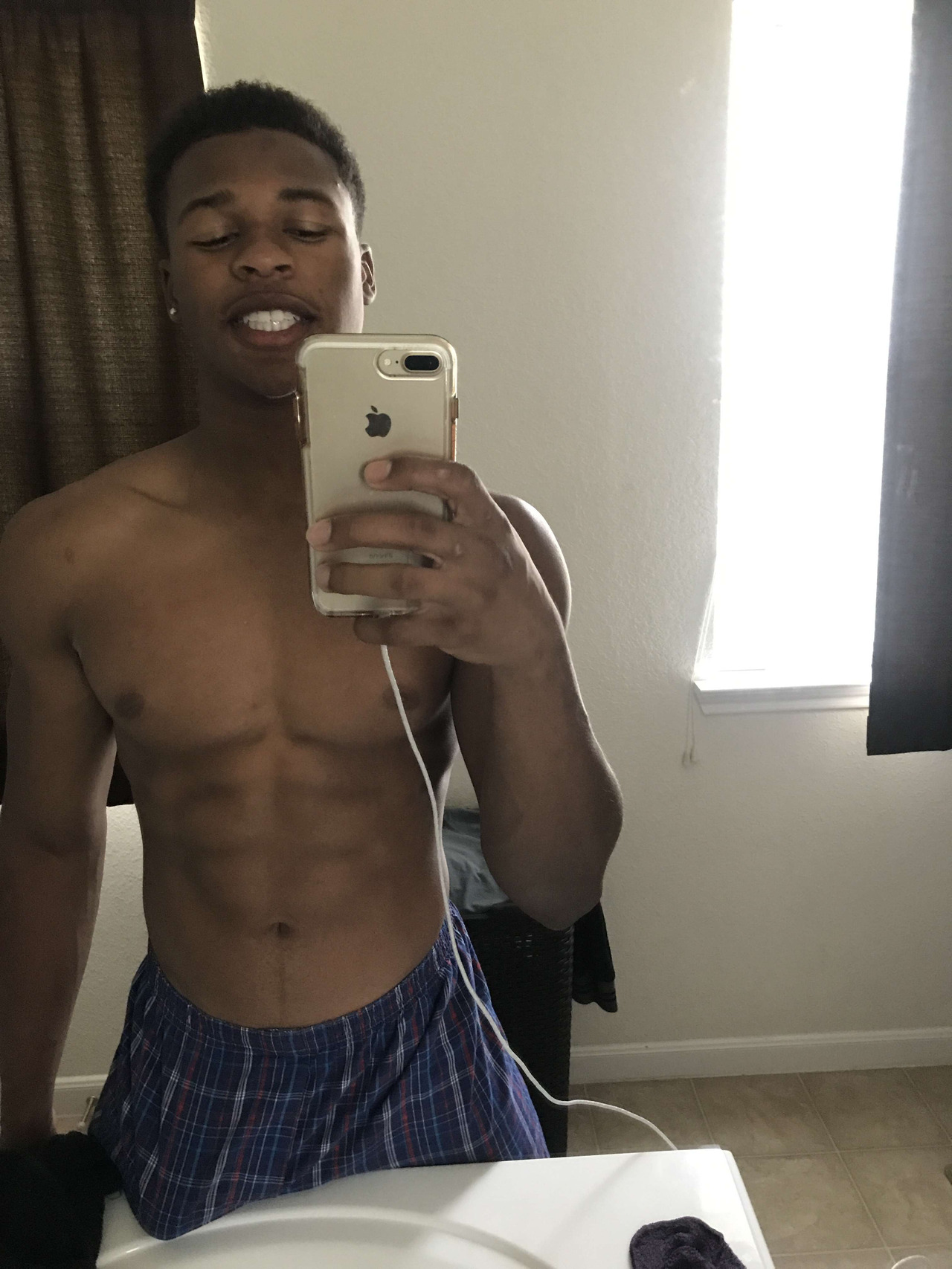 babiboi007:  https://babiboi007.tumblr.com